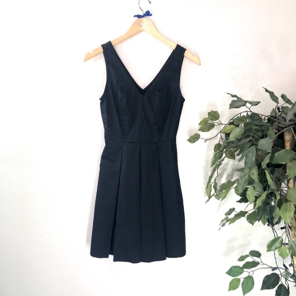 PETITE Banana Republic Black Pleated Dress